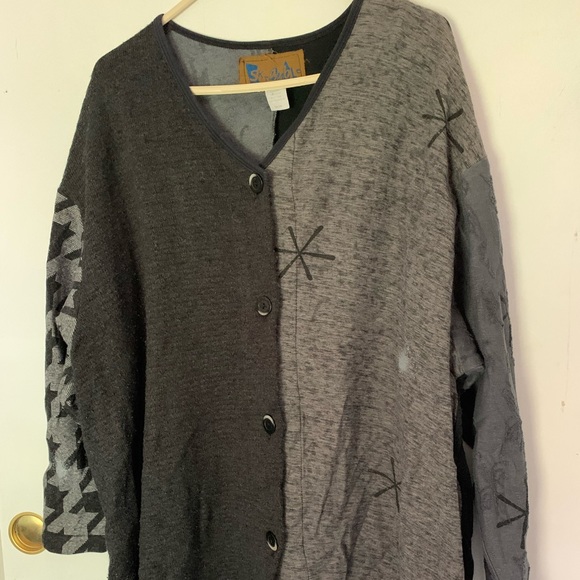 MUTI PATTERNED SWEATER !! - Picture 1 of 7